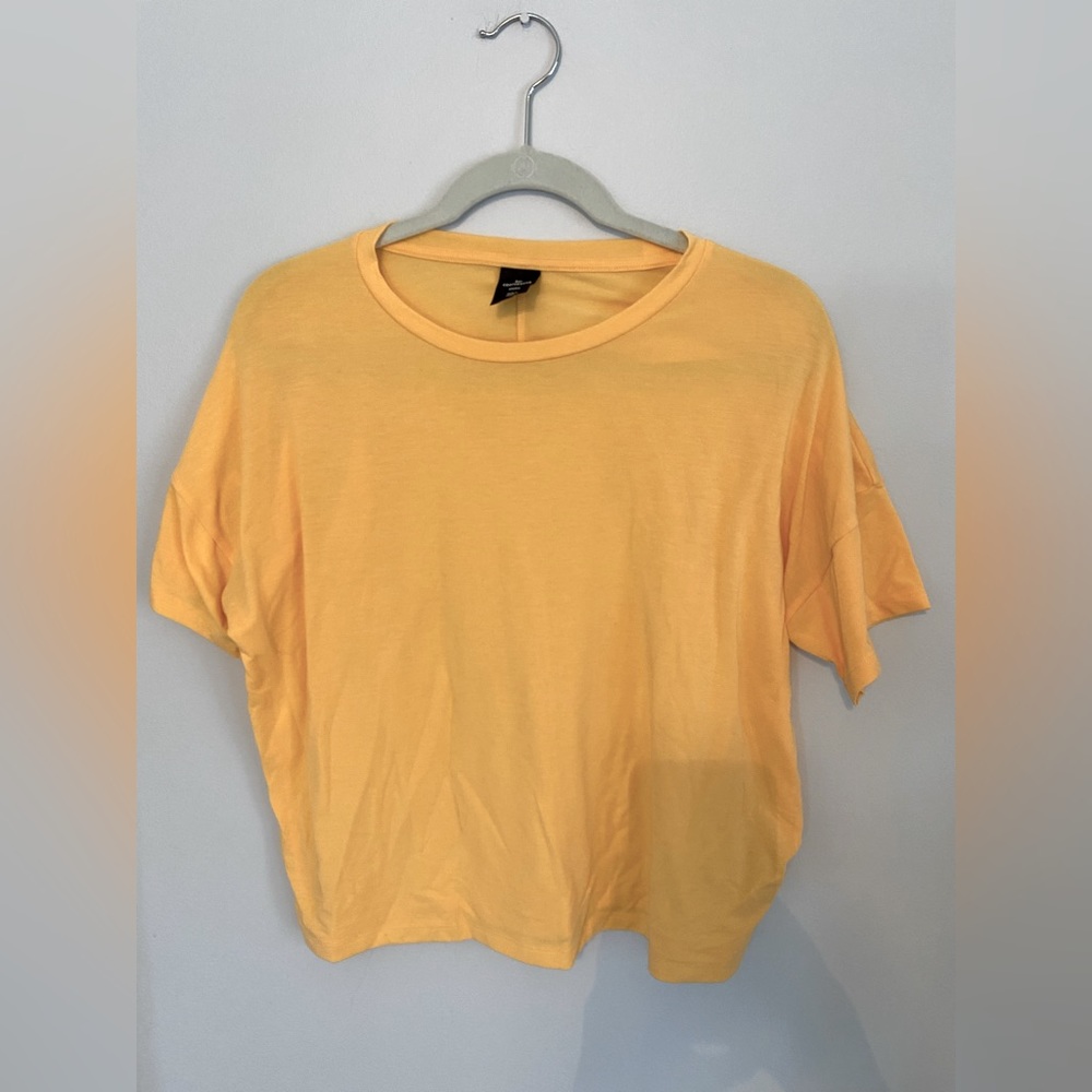 REI Along The Way crop tshirt in yellow size small